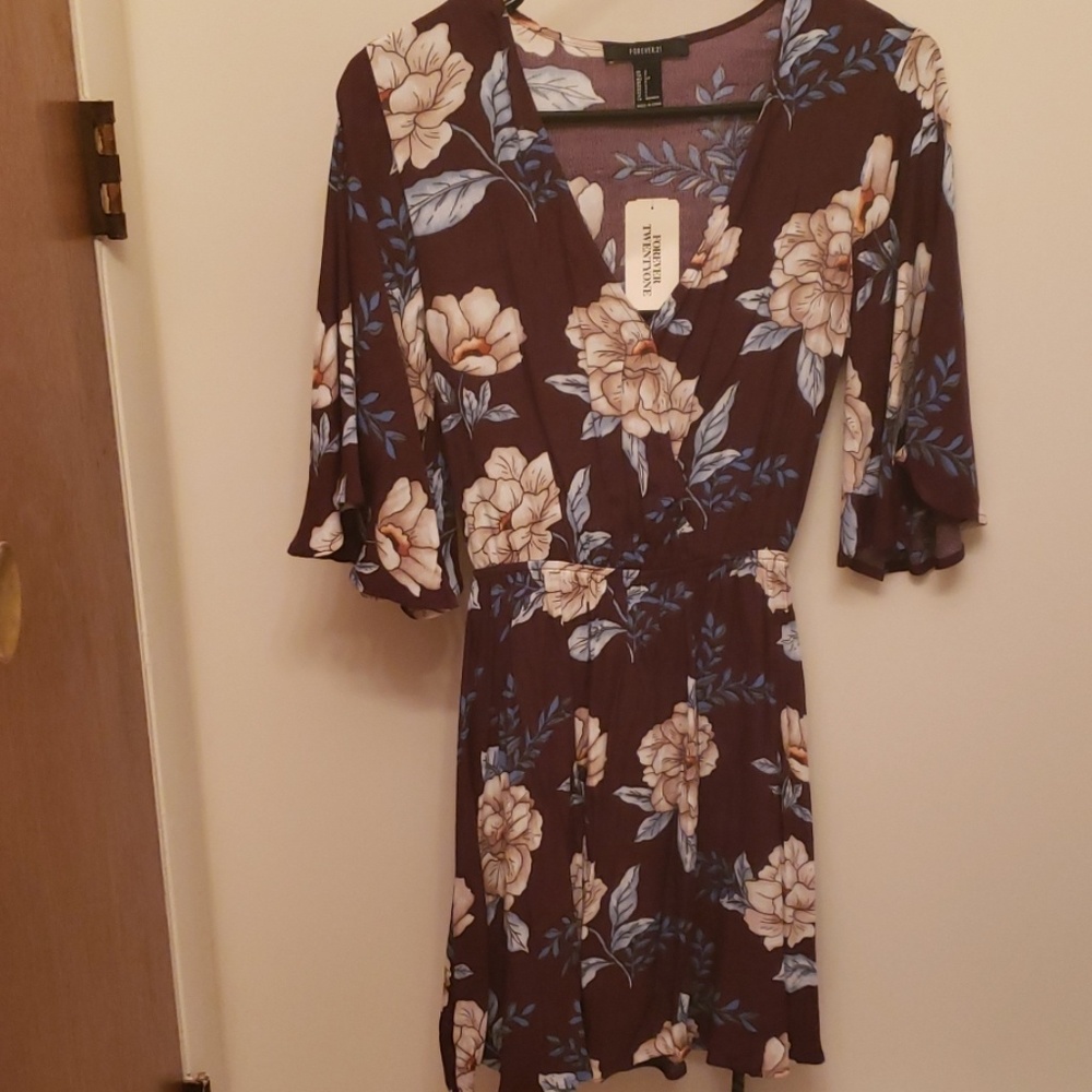 NWT Forever 21 floral dress